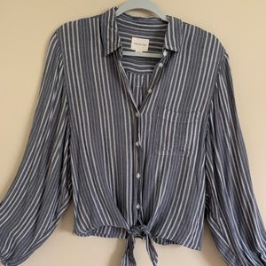 American Eagle Button Up Tied Top